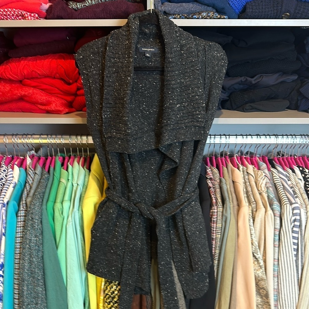 Banana Republic dark gray sleeveless tie front cardigan size M